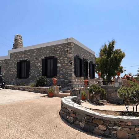 Πέτρινο Εξοχικό Σπίτι Στη Σύρο Agros  Exterior photo