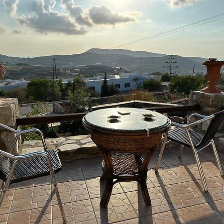 Πέτρινο Εξοχικό Σπίτι Στη Σύρο Agros  Exterior photo