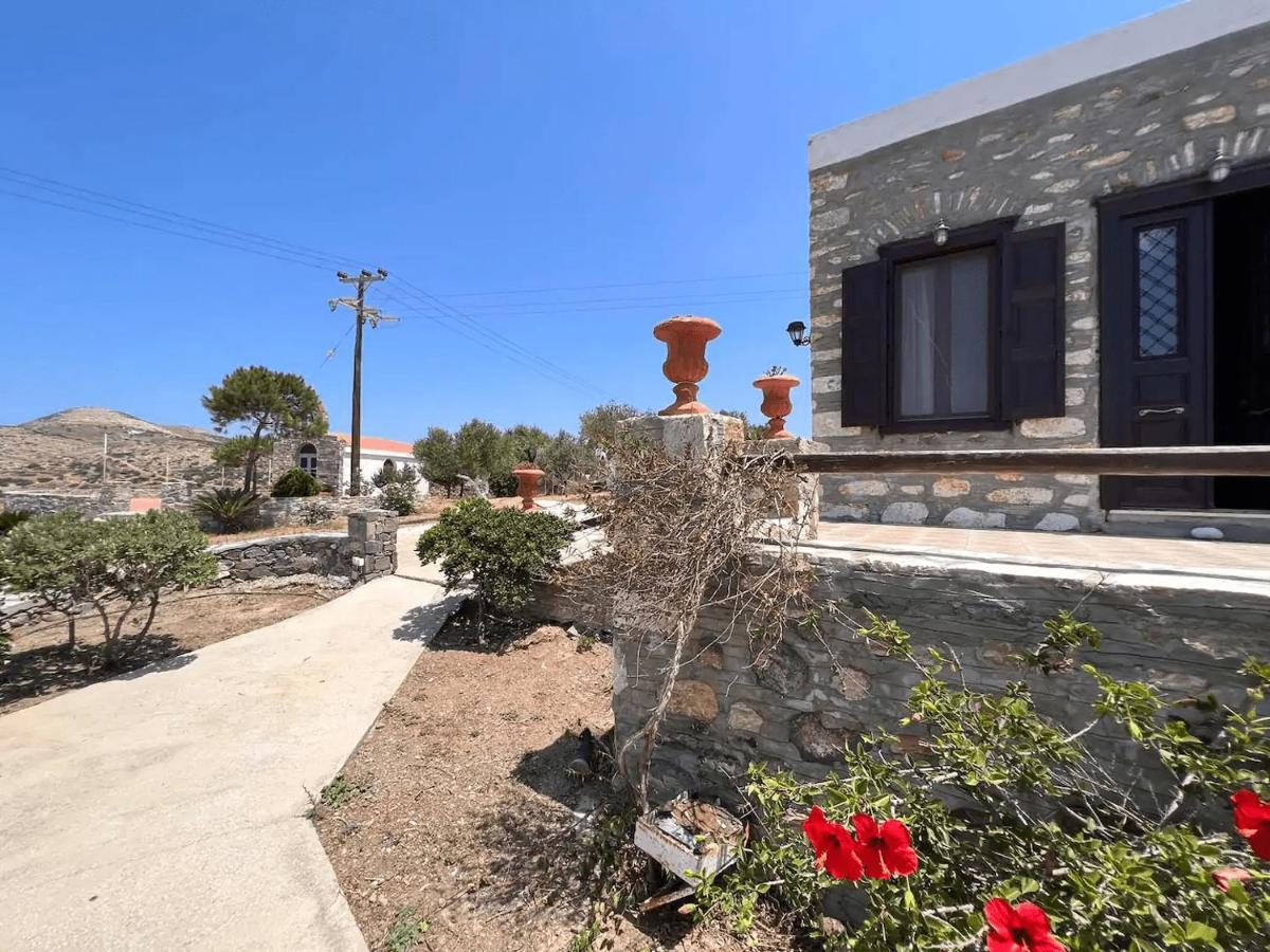 Πέτρινο Εξοχικό Σπίτι Στη Σύρο Agros  Exterior photo