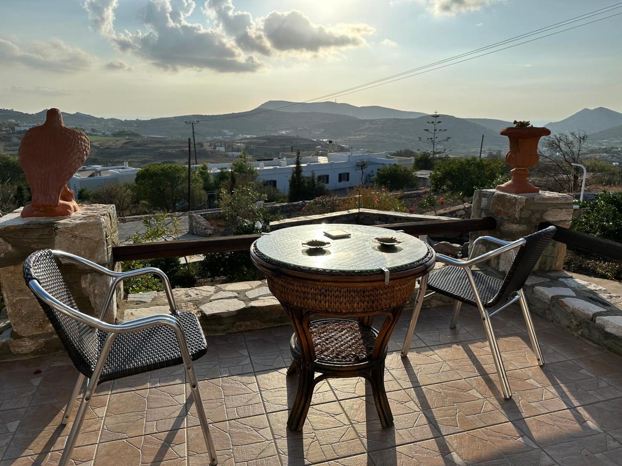 Πέτρινο Εξοχικό Σπίτι Στη Σύρο Agros  Exterior photo